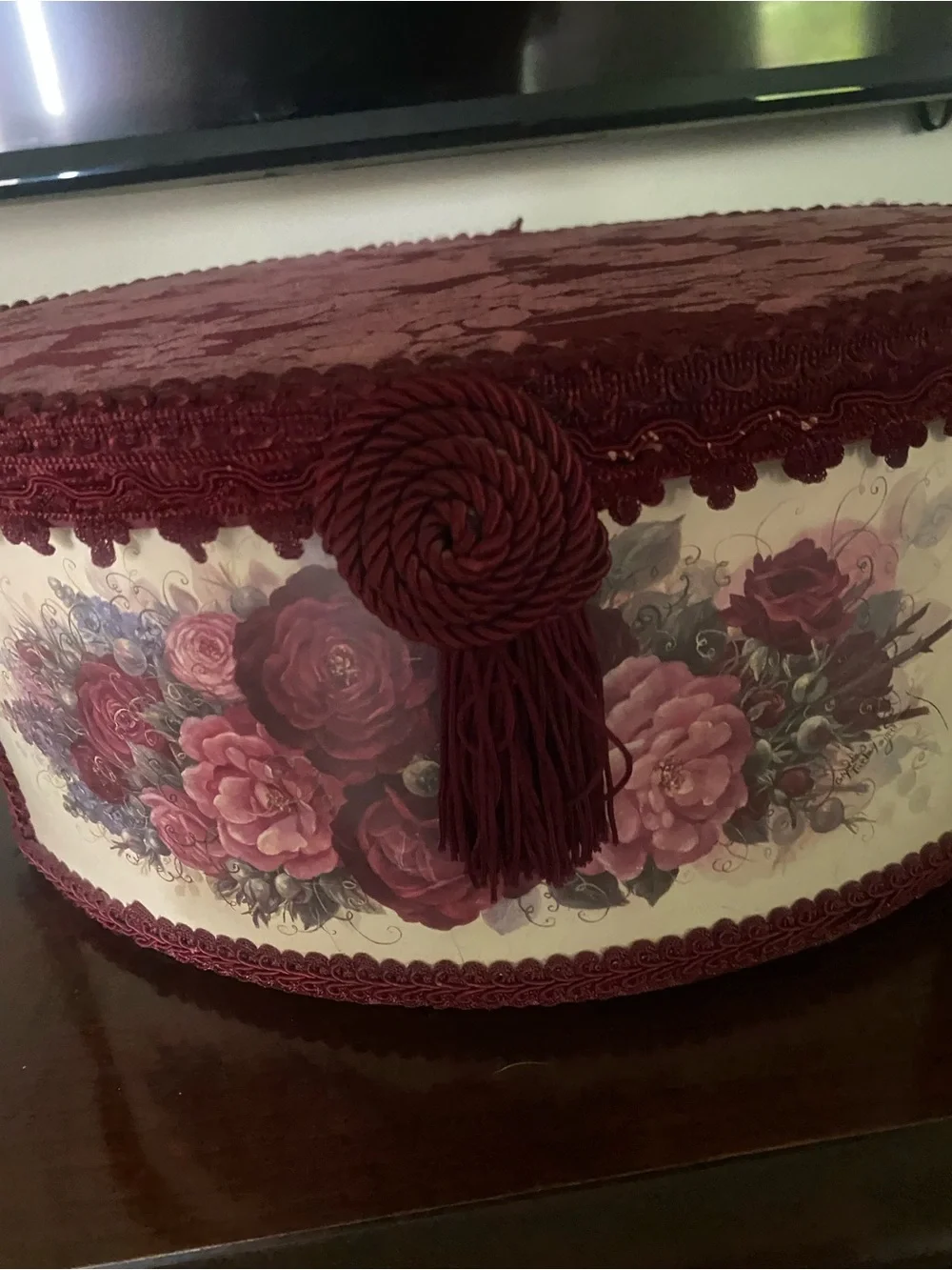 The Unbranded Brand elegant burgundy